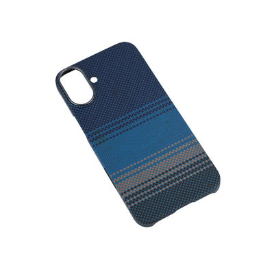 Cassa per telefono in fibra di aramide magnetica ultra sottile resistente alla sporcizia Cassa di alimentazione anti bussare per iPhone 16 Pro