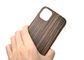 L'anti iPhone 11 delle impronte digitali ha inciso Ebony Wood Phone Case